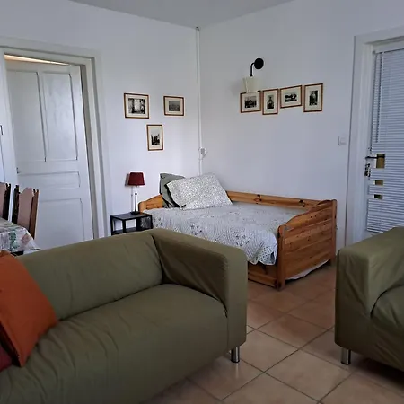 Apartment Chatrou Chatelraould-Saint-Louvent