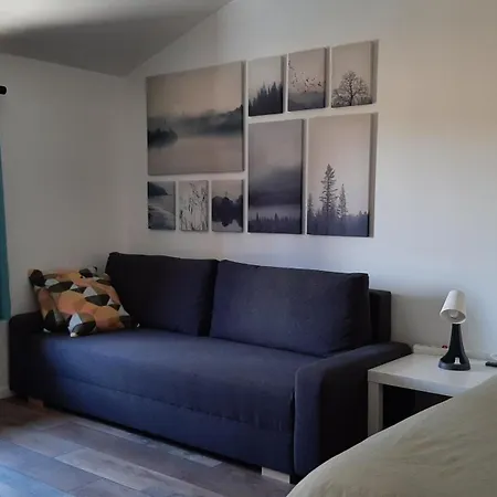 Apartament Chatrou