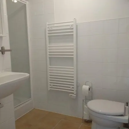 Chatrou Apartament *